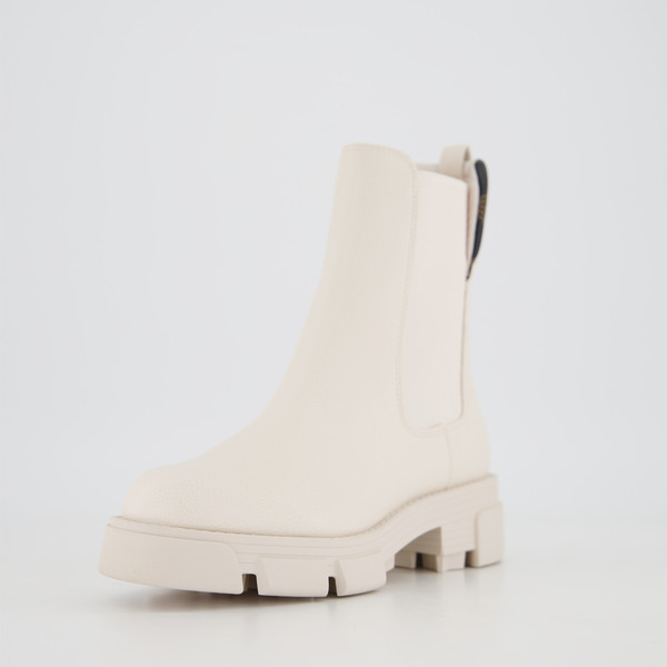 GUESS Chelsea Boots MADLA 